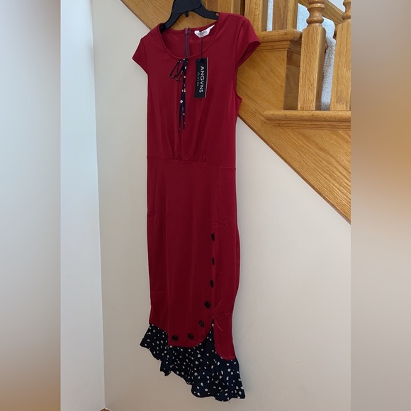 Women’s Pencil Dress Size Medium Ball Fishtail Red Black Button Ruffled Bottom - Picture 1 of 9